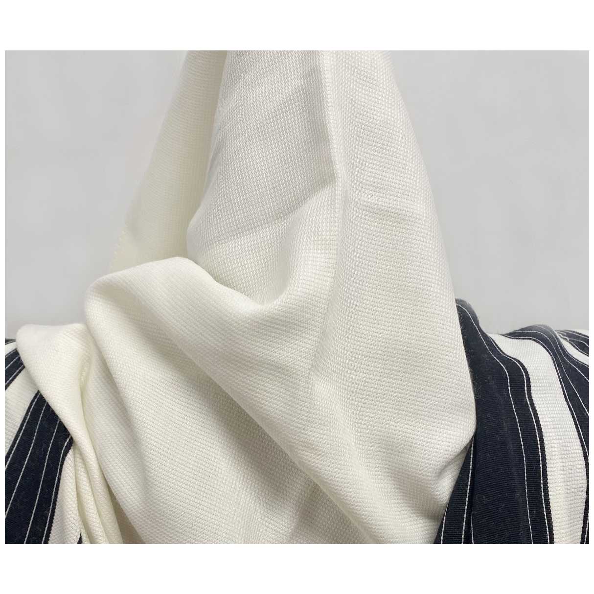 Classic Chabad Style Non-Slip Wool Tallis With Chabad Tied Tzitzis And Silk Lining
